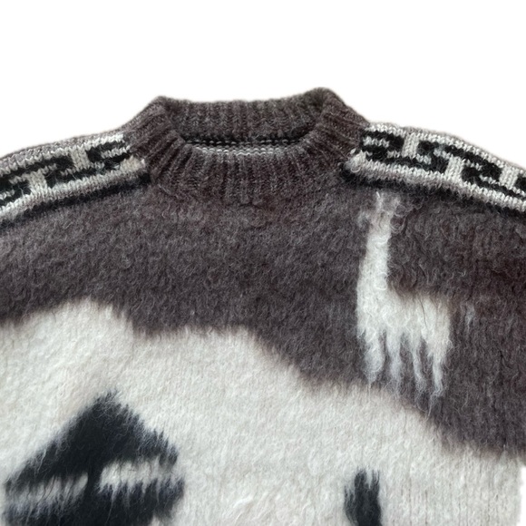 ALPACA WOOLM / LLlama Pattern Heavy Chunky Knit Winter Crewneck Sweater